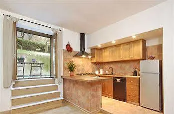 Unique Trastevere Apartment *